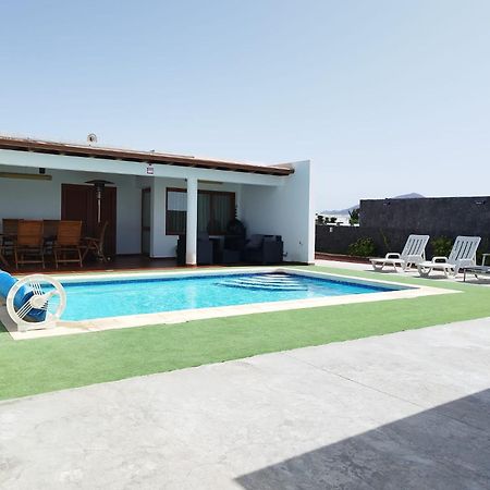 Casa Montes Playa Blanca  Exterior photo